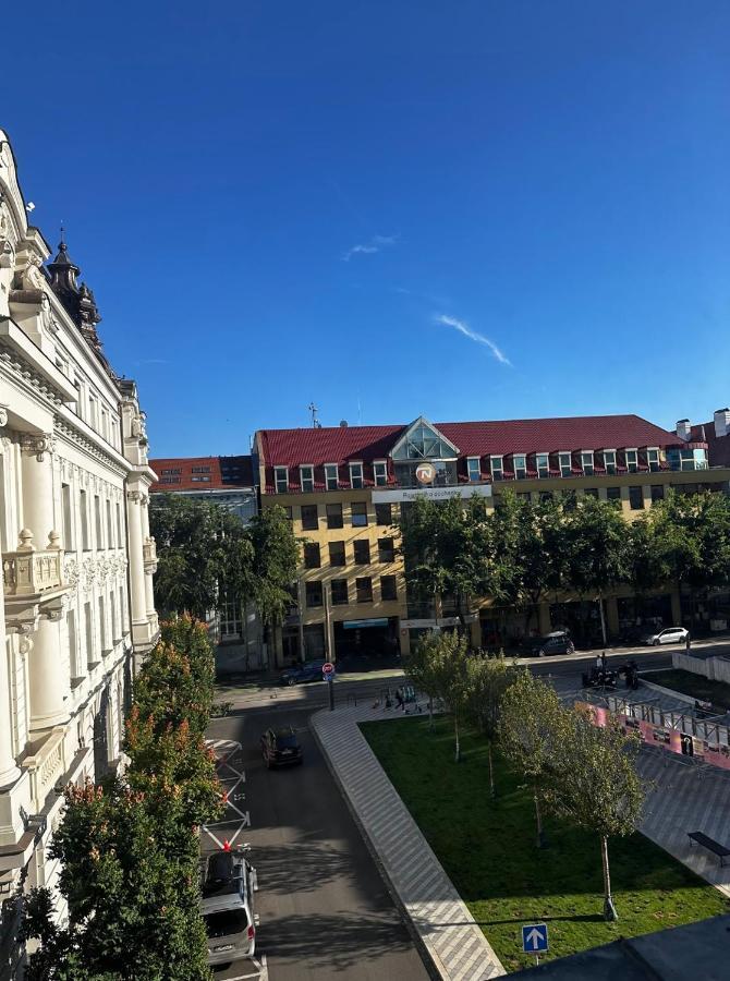 Gorkeho Apartment In City Centre Bratislava Dış mekan fotoğraf